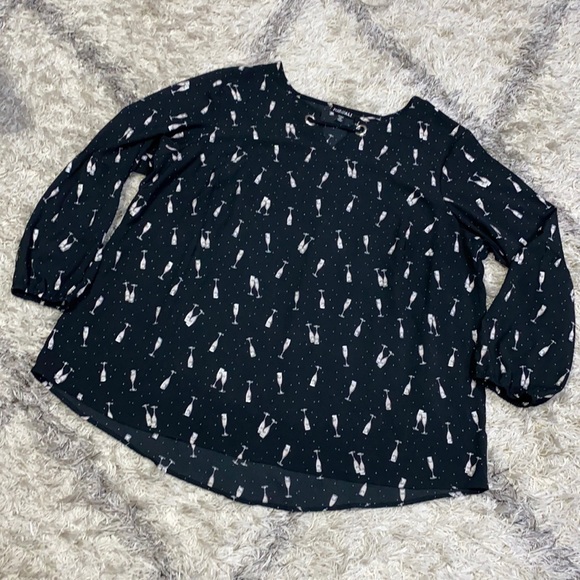 Roz & Ali Tops - Roz & Ali sz 2X black w/ champagne print